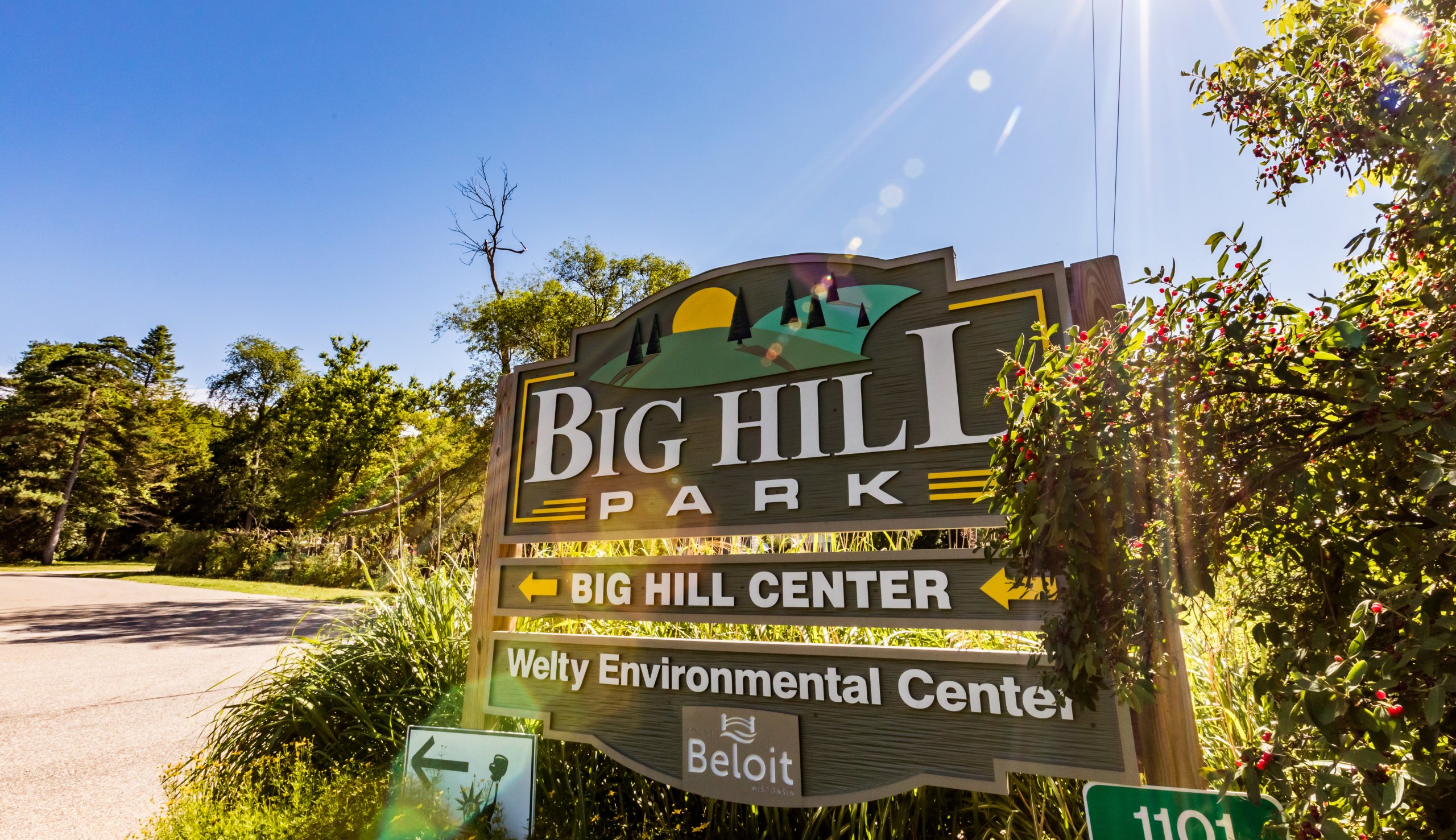 Big Hill Park: Scenic Trails and Historical Stories Big Hill Park: Scenic Trails and Historical Stories