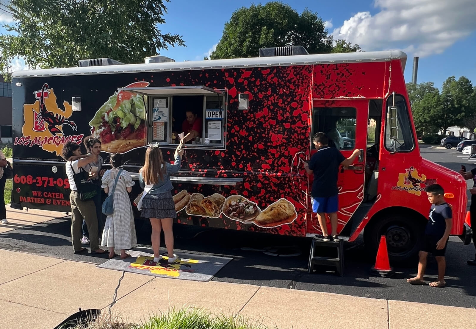 Eat & Drink food truck