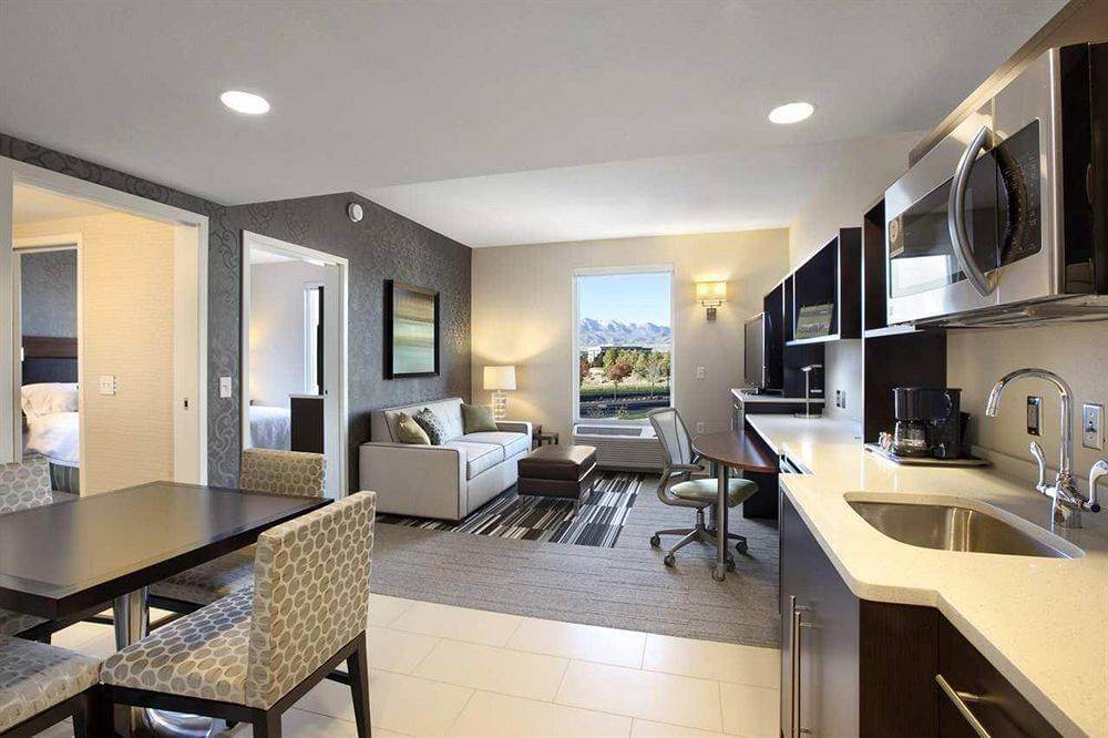 Extended Stay Home2 Suite extended stay hotel