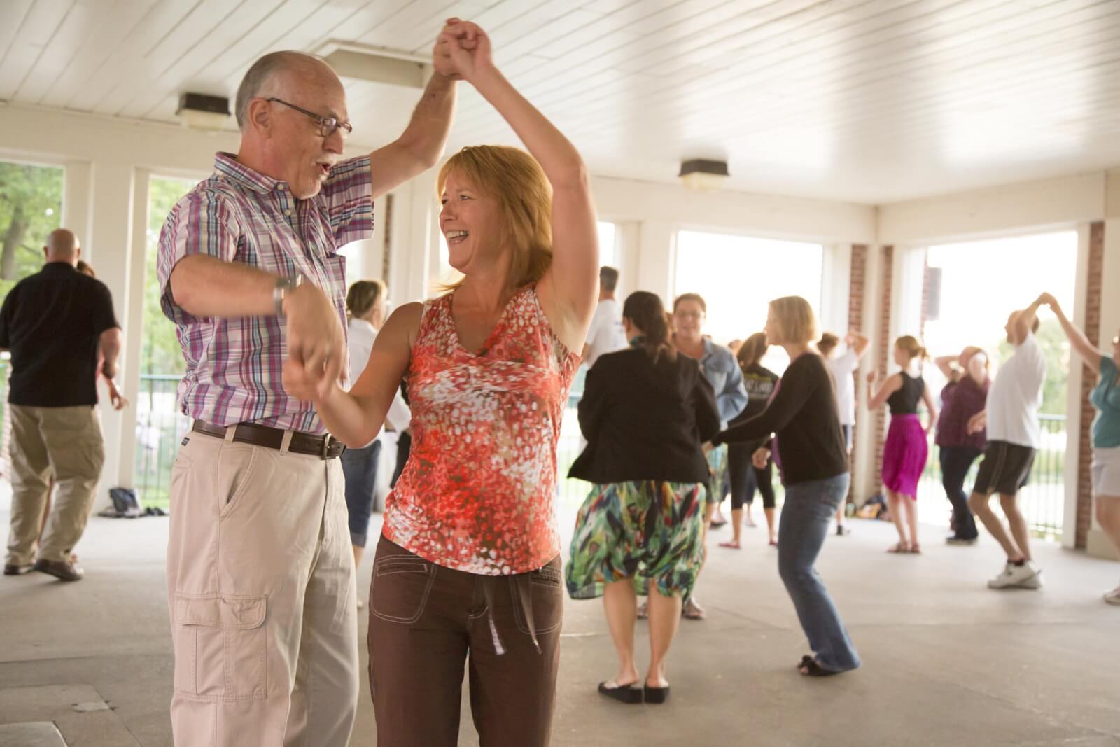 Hear dancing at harry's place